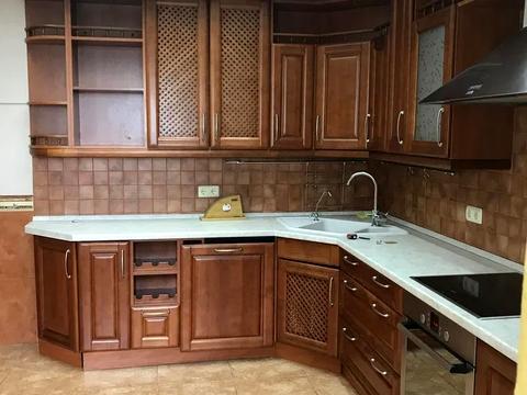 квартира за адресою Миколи Бажана просп., 12