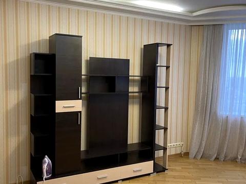 квартира за адресою Миколи Бажана просп., 12