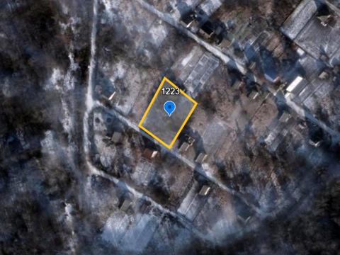 участок по адресу 