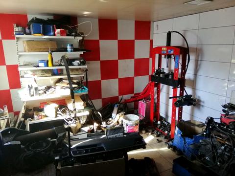 коммерческая по адресу Бугаёвская ул., 58