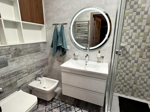 квартира за адресою Літературна вул. (Чехова), 27