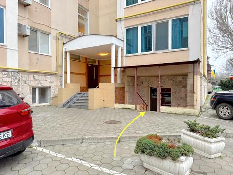 комерційна за адресою Обсерваторний пров., 2/4