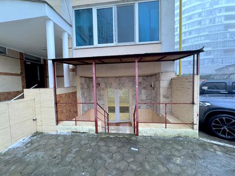 комерційна за адресою Обсерваторний пров., 2/4