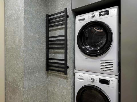 квартира за адресою Салютна вул., 2к1