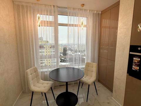 квартира по адресу Свободи ул., 12а