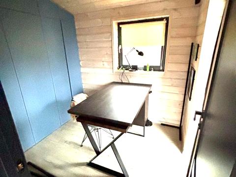 дом по адресу Центральна