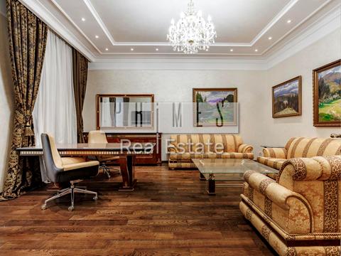 комерційна за адресою Шота Руставелі вул., 12