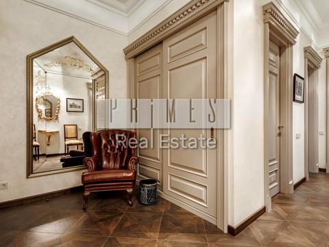 комерційна за адресою Шота Руставелі вул., 12