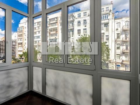 комерційна за адресою Шота Руставелі вул., 12