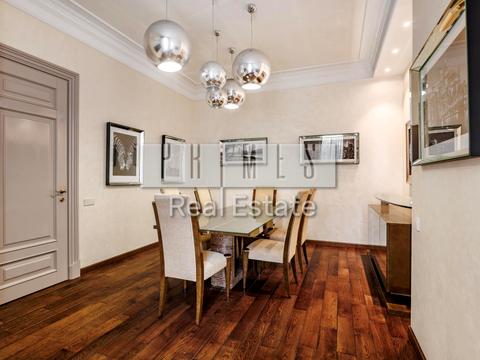 комерційна за адресою Шота Руставелі вул., 12