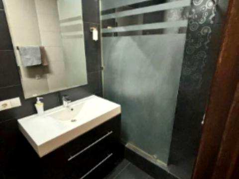 квартира за адресою Королеви Єлизавети ІІ вул. (Глинки), 2