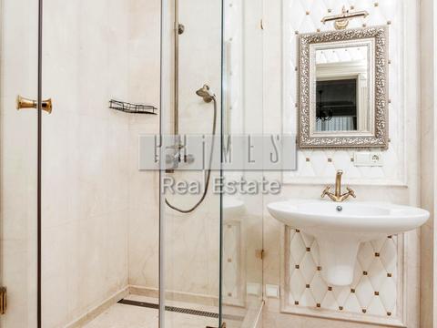 квартира за адресою Андрія Верхогляда вул. (Михайла Драгомирова), 9