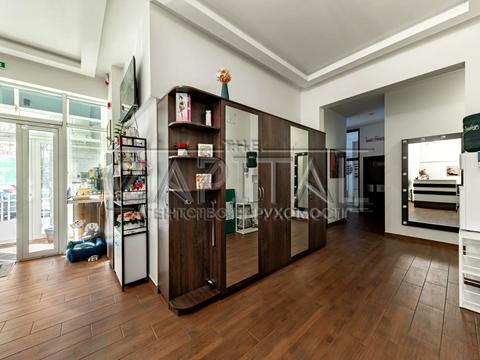 комерційна за адресою Василя Тютюнника вул. (Анрі Барбюса), 51/1А