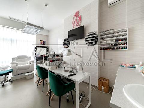 комерційна за адресою Василя Тютюнника вул. (Анрі Барбюса), 51/1А