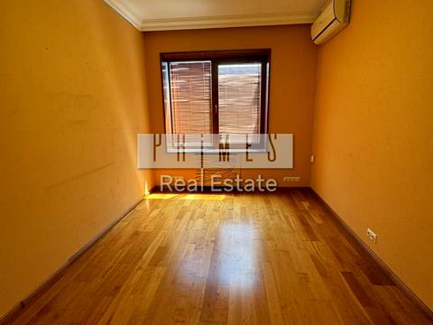 квартира по адресу Назаровская ул. (Ветрова), 11