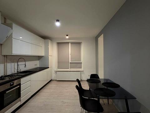 квартира за адресою 22 Січня вул., 9