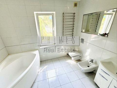 дом по адресу  ул.