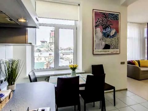 квартира за адресою Крутий узвіз, 6/2