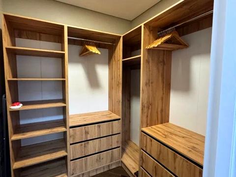 квартира по адресу Днепровская набережная ул., 15-Є