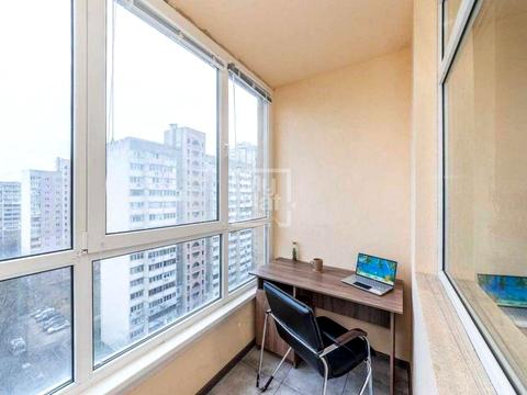 квартира за адресою Олександра Олеся вул., 4-А