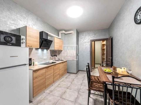 квартира за адресою Олександра Олеся вул., 4-А