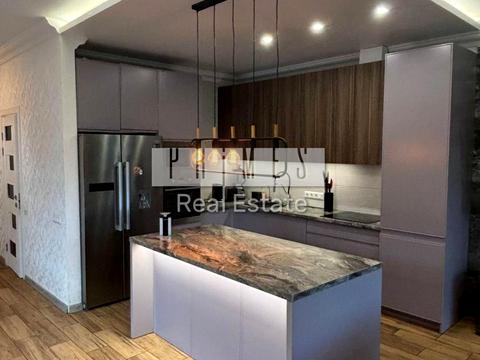 дом по адресу 50-та Садова ул., 81