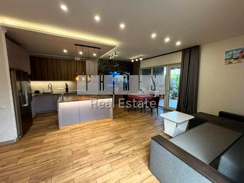 дом по адресу 50-та Садова ул., 81