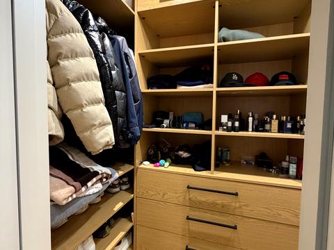 квартира за адресою Дніпровська набережна вул., 18-А