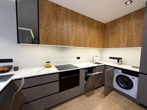 квартира за адресою Дніпровська набережна вул., 18-А