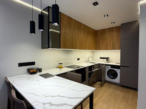 квартира за адресою Дніпровська набережна вул., 18-А