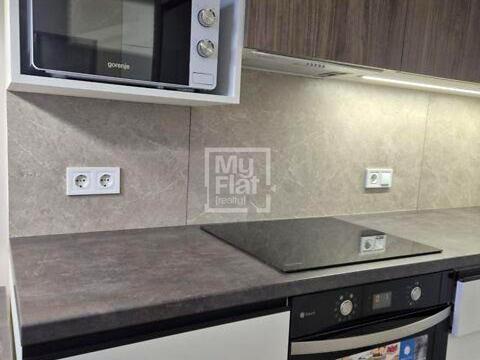 квартира за адресою Віктора Некрасова вул. (Північно-Сирецька), 8