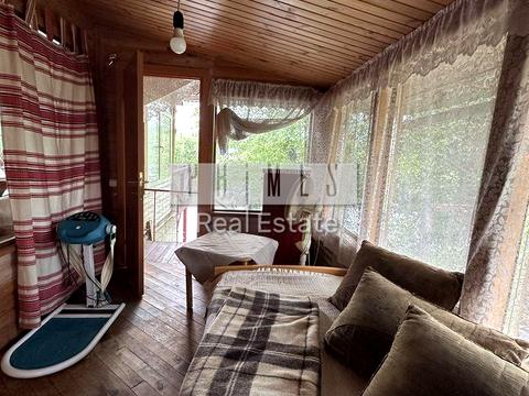 дом по адресу Днепровская набережная ул., 6