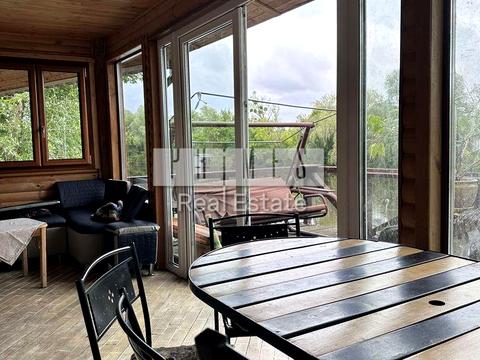 дом по адресу Днепровская набережная ул., 6