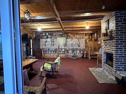 дом по адресу Днепровская набережная ул., 6