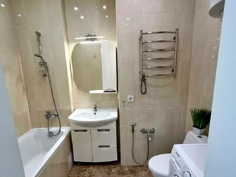 квартира за адресою Олексія Вадатурського вул. (Маршала Малиновського), 18б