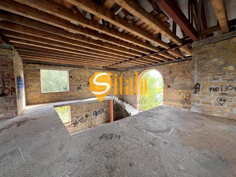 будинок за адресою Центральна