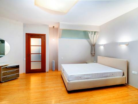 квартира за адресою Академіка Булаховського вул., 5-В