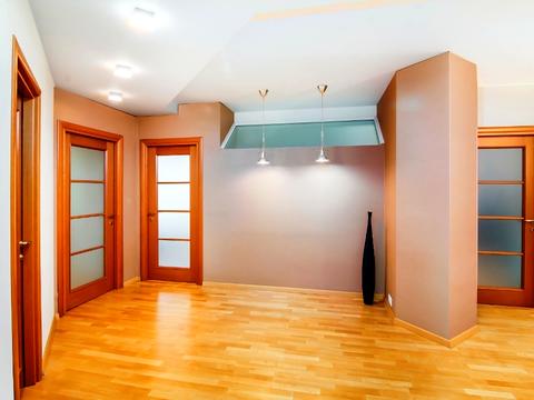 квартира за адресою Академіка Булаховського вул., 5-В