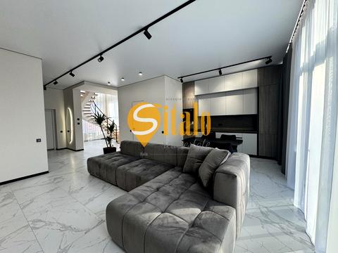 дом по адресу Центральна