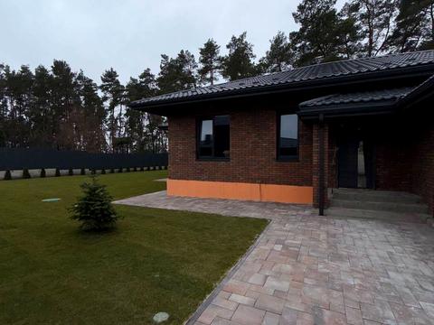 будинок за адресою Жовтнева вул.