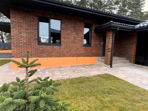 будинок за адресою Жовтнева вул.