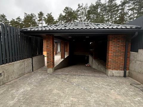 будинок за адресою Жовтнева вул.