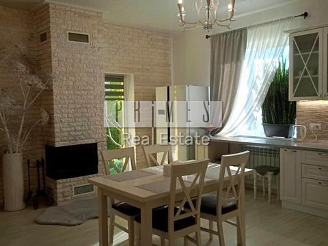 будинок за адресою Серпнева