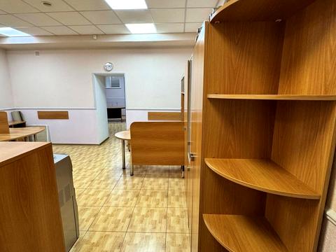 комерційна за адресою Ярославська вул., 11