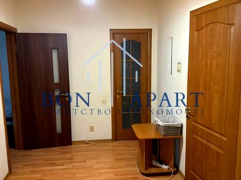 квартира за адресою Дніпровська набережна вул., 19