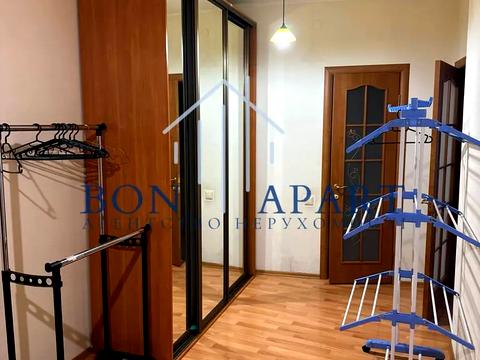 квартира за адресою Дніпровська набережна вул., 19