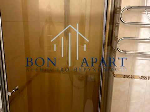 квартира за адресою Дніпровська набережна вул., 19