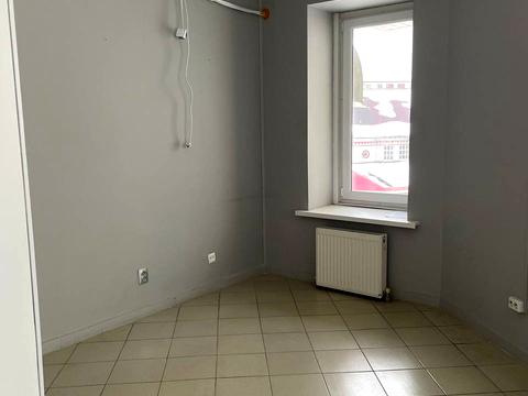 комерційна за адресою Майдан Озерний вул. (Боброва), 3