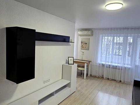 квартира за адресою Галини Романової вул., 9а