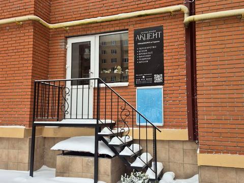 комерційна за адресою Тарнавського, 2